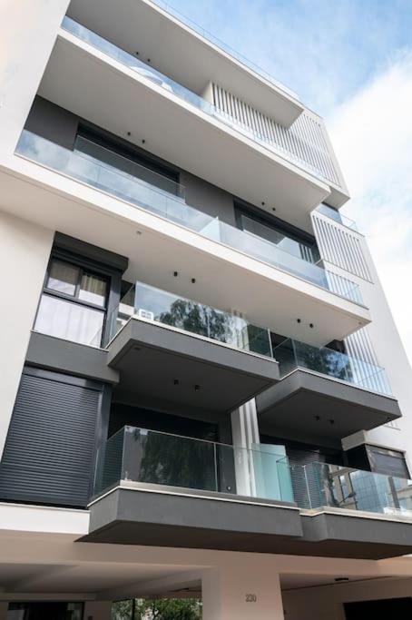 Μεζονέτα Με Θέα Στο Πάρκο Σταύρος Νιάρχος One Apartment Athens Exterior photo